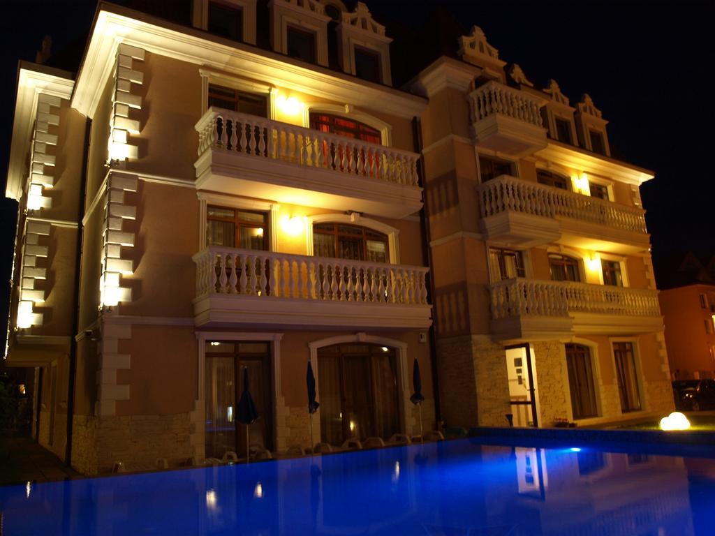 Guest House Aristokrat オブゾー エクステリア 写真